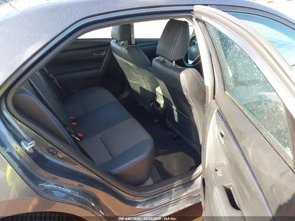 5YFBURHE6JP848554 2018 TOYOTA COROLLA - Image 8