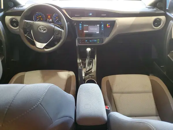 5YFBURHE6JP848604 2018 TOYOTA COROLLA - Image 8