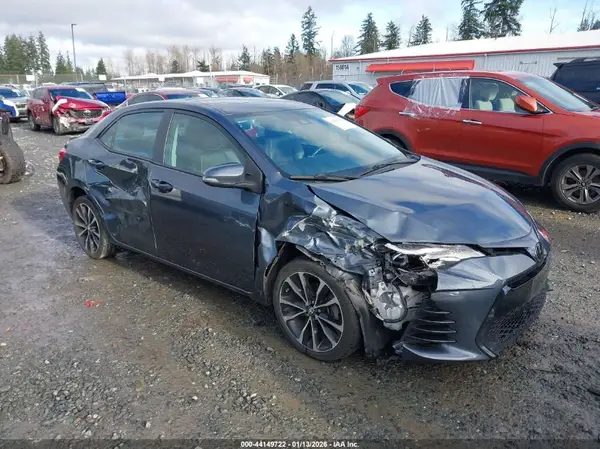5YFBURHE6JP854564 2018 TOYOTA COROLLA - Image 1