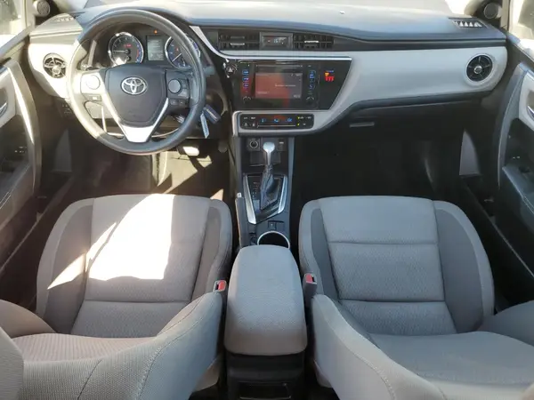 5YFBURHE6JP856119 2018 TOYOTA COROLLA - Image 8