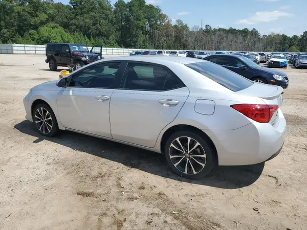 5YFBURHE6KP860379 2019 TOYOTA COROLLA - Image 2