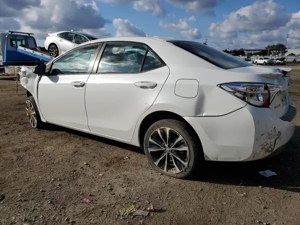 5YFBURHE6KP860608 2019 TOYOTA COROLLA - Image 2