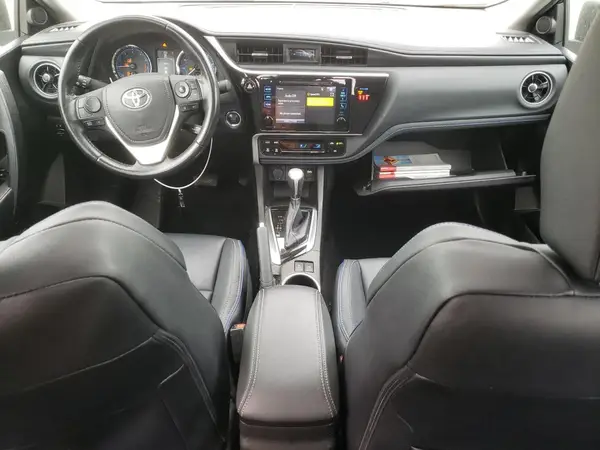 5YFBURHE6KP863363 2019 TOYOTA COROLLA - Image 8
