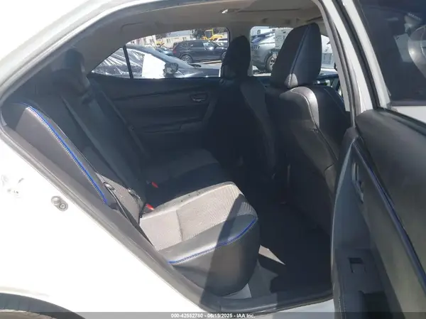 5YFBURHE6KP864013 2019 TOYOTA COROLLA - Image 8