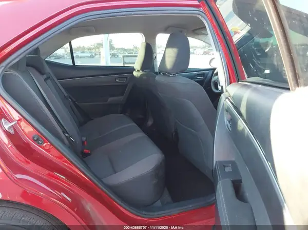 5YFBURHE6KP864710 2019 TOYOTA COROLLA - Image 8