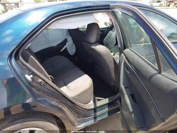 5YFBURHE6KP871155 2019 TOYOTA COROLLA - Image 8