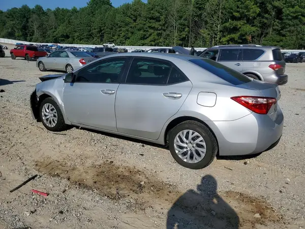 5YFBURHE6KP871303 2019 TOYOTA COROLLA - Image 2