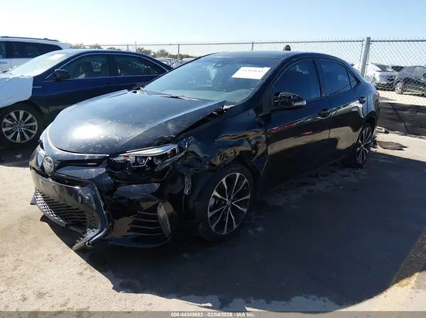 5YFBURHE6KP871592 2019 TOYOTA COROLLA - Image 2