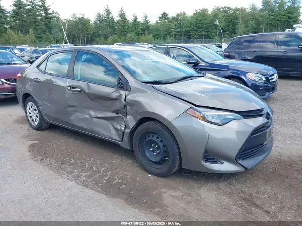 5YFBURHE6KP871687 2019 TOYOTA COROLLA - Image 1