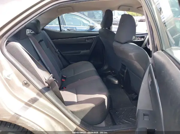 5YFBURHE6KP871687 2019 TOYOTA COROLLA - Image 8