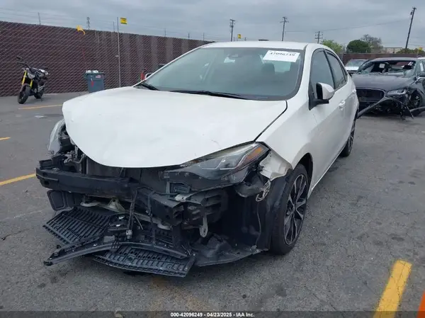 5YFBURHE6KP873522 2019 TOYOTA COROLLA - Image 2