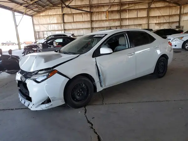 5YFBURHE6KP876467 2019 TOYOTA COROLLA - Image 1