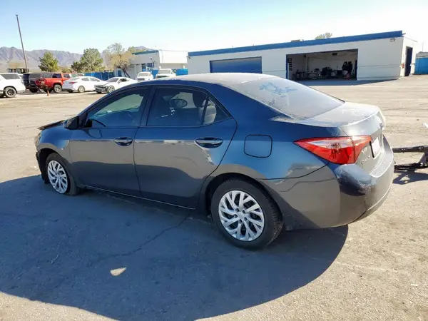 5YFBURHE6KP876842 2019 TOYOTA COROLLA - Image 2