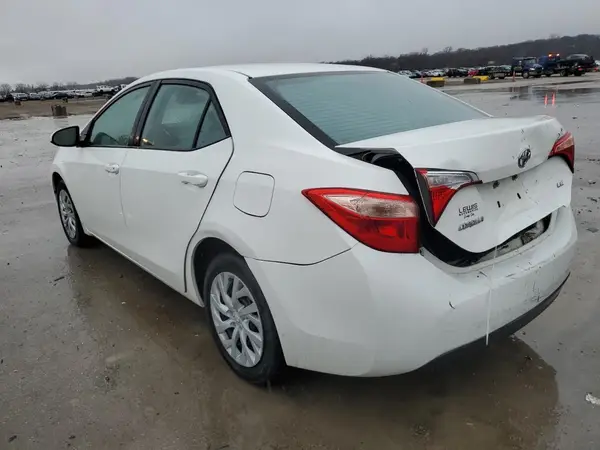 5YFBURHE6KP884410 2019 TOYOTA COROLLA - Image 2