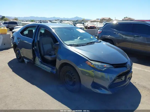 5YFBURHE6KP885248 2019 TOYOTA COROLLA - Image 1