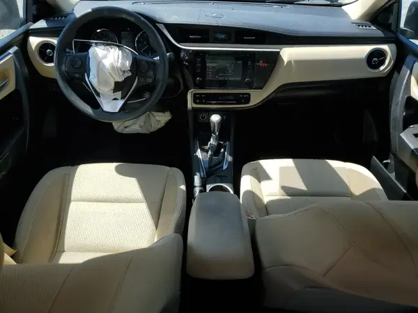 5YFBURHE6KP887176 2019 TOYOTA COROLLA - Image 8