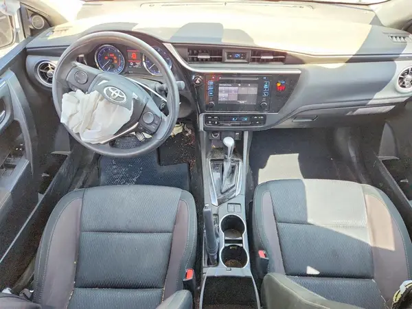5YFBURHE6KP889087 2019 TOYOTA COROLLA - Image 8