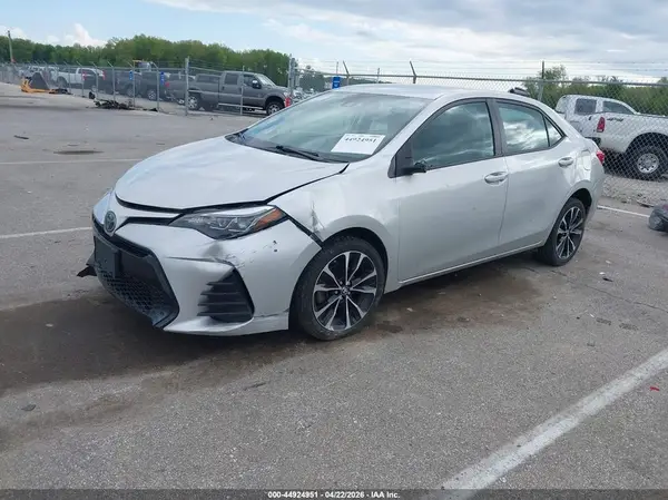 5YFBURHE6KP893737 2019 TOYOTA COROLLA - Image 2