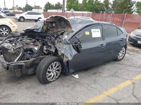 5YFBURHE6KP894435 2019 TOYOTA COROLLA - Image 2