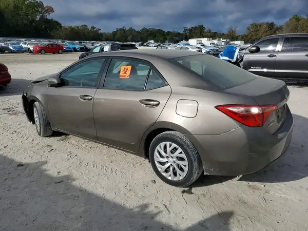5YFBURHE6KP895309 2019 TOYOTA COROLLA - Image 2
