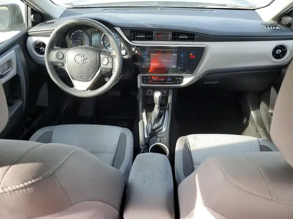 5YFBURHE6KP895424 2019 TOYOTA COROLLA - Image 8