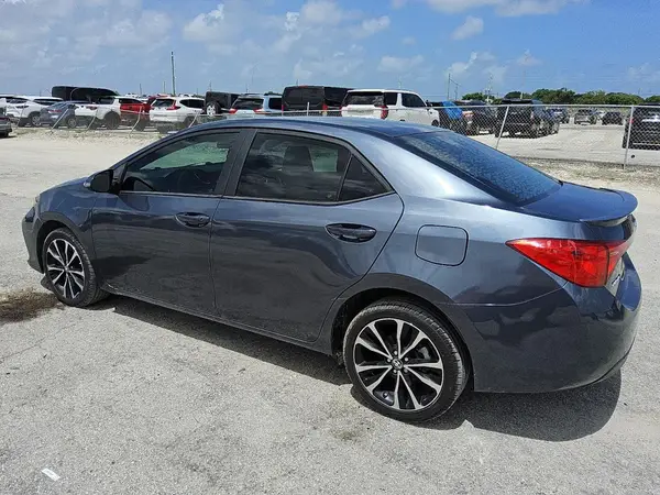 5YFBURHE6KP895570 2019 TOYOTA COROLLA - Image 2