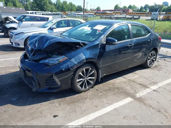 5YFBURHE6KP895889 2019 TOYOTA COROLLA - Image 2