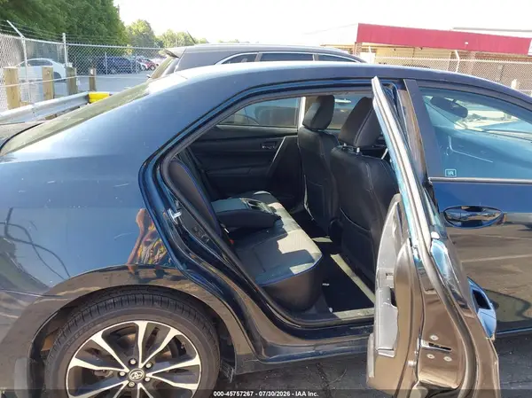 5YFBURHE6KP895889 2019 TOYOTA COROLLA - Image 8