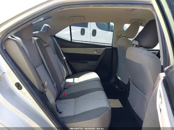 5YFBURHE6KP897982 2019 TOYOTA COROLLA - Image 8