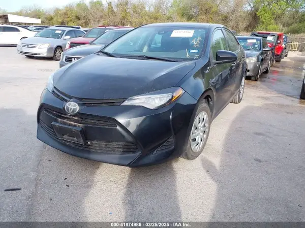 5YFBURHE6KP898534 2019 TOYOTA COROLLA - Image 2