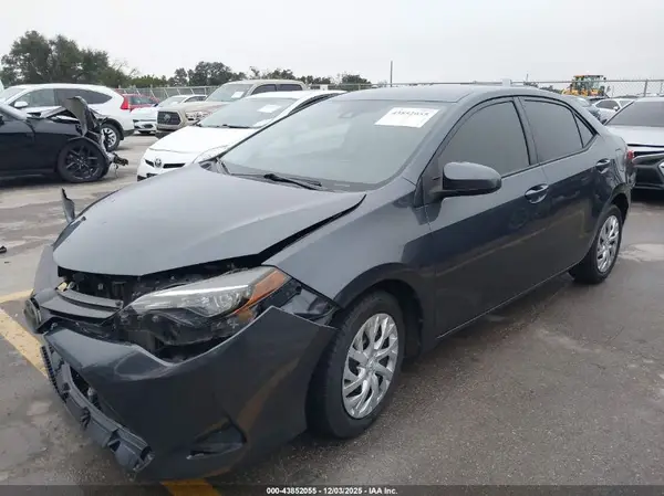 5YFBURHE6KP903487 2019 TOYOTA COROLLA - Image 2