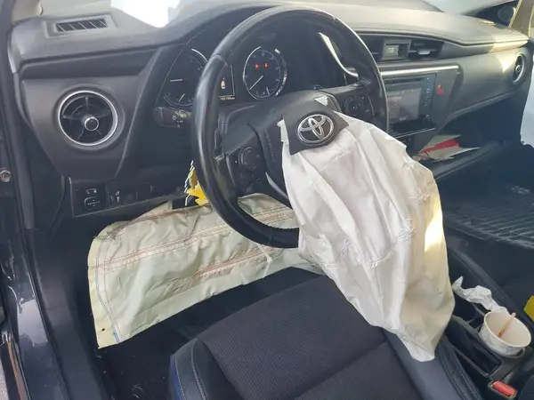5YFBURHE6KP903716 2019 TOYOTA COROLLA - Image 8