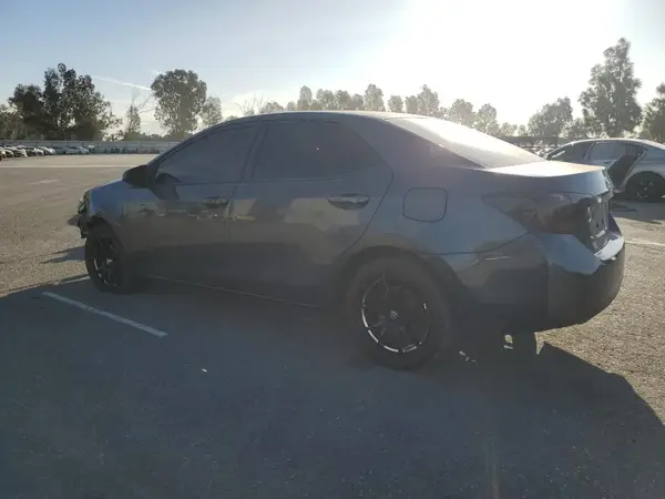 5YFBURHE6KP904011 2019 TOYOTA COROLLA - Image 2