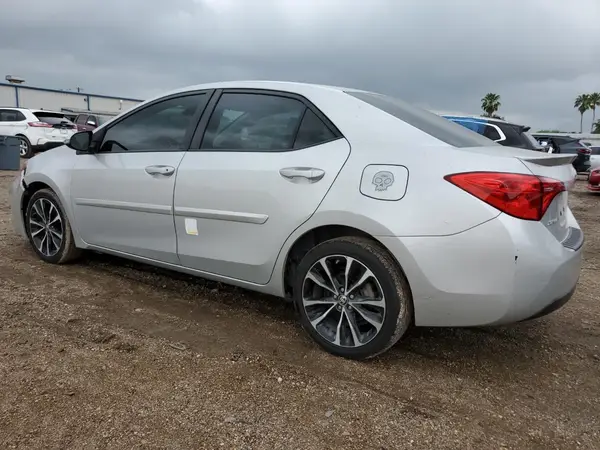 5YFBURHE6KP905577 2019 TOYOTA COROLLA - Image 2