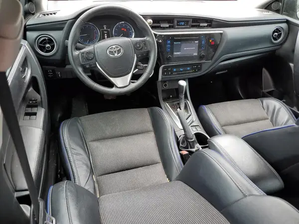 5YFBURHE6KP905577 2019 TOYOTA COROLLA - Image 8