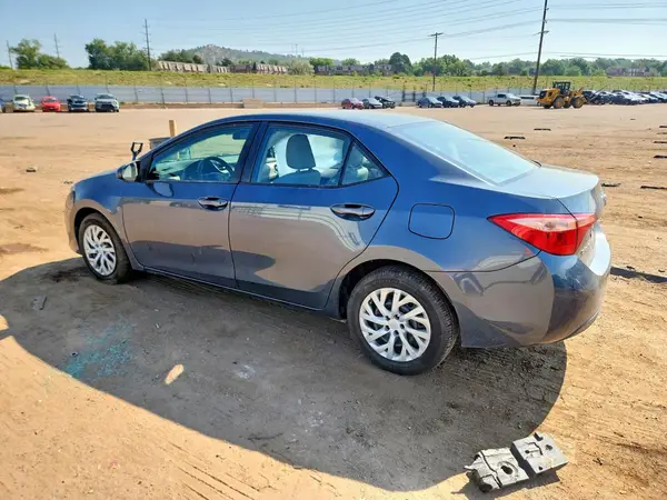 5YFBURHE6KP905899 2019 TOYOTA COROLLA - Image 2