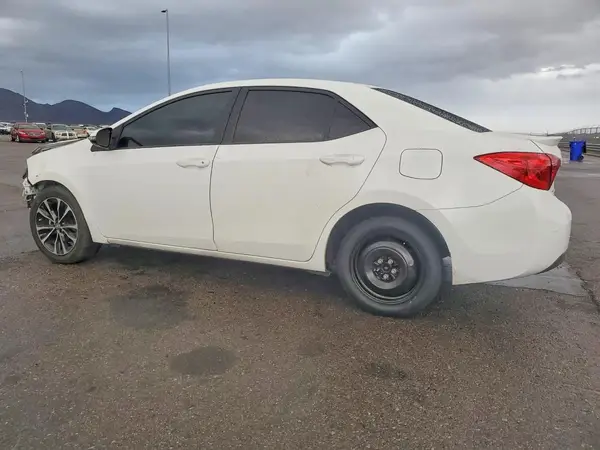 5YFBURHE6KP906731 2019 TOYOTA COROLLA - Image 2