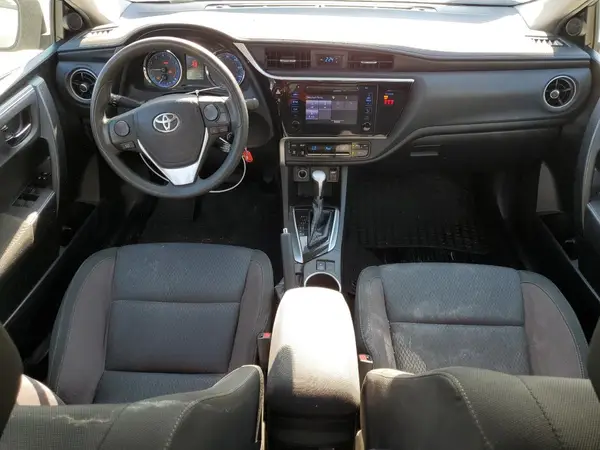 5YFBURHE6KP906907 2019 TOYOTA COROLLA - Image 8