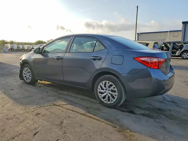 5YFBURHE6KP909015 2019 TOYOTA COROLLA - Image 2