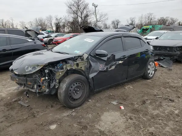 5YFBURHE6KP909385 2019 TOYOTA COROLLA - Image 1