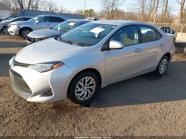 5YFBURHE6KP910536 2019 TOYOTA COROLLA - Image 2