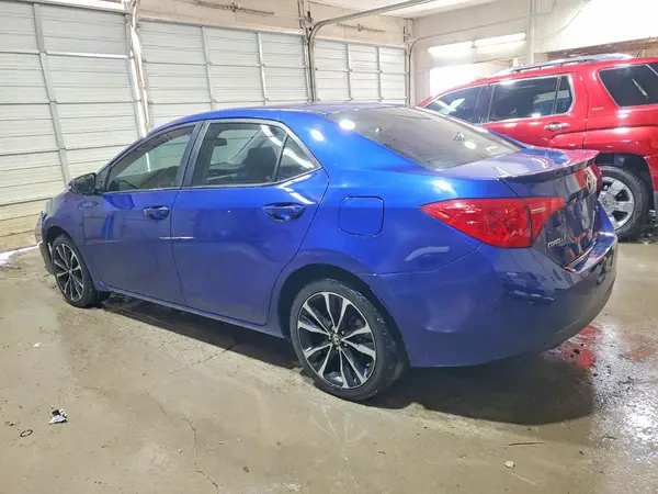 5YFBURHE6KP910567 2019 TOYOTA COROLLA - Image 2