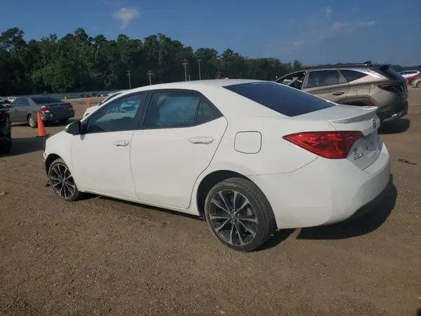 5YFBURHE6KP911637 2019 TOYOTA COROLLA - Image 2