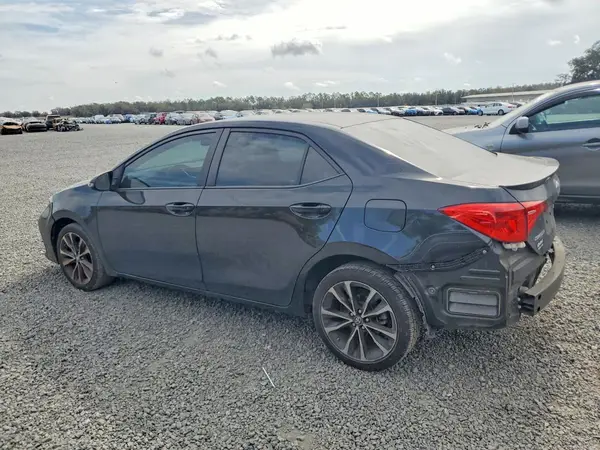 5YFBURHE6KP911802 2019 TOYOTA COROLLA - Image 2