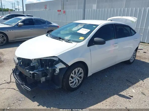 5YFBURHE6KP912805 2019 TOYOTA COROLLA - Image 2