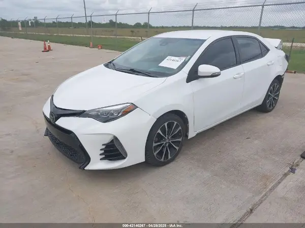5YFBURHE6KP914277 2019 TOYOTA COROLLA - Image 2