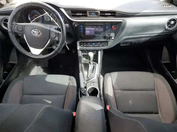 5YFBURHE6KP915686 2019 TOYOTA COROLLA - Image 8