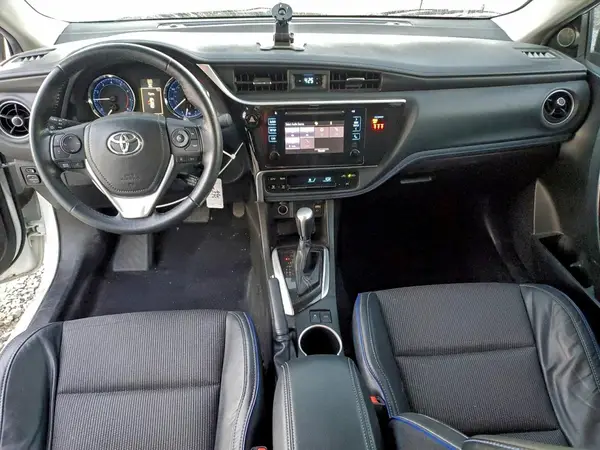 5YFBURHE6KP916577 2019 TOYOTA COROLLA - Image 8