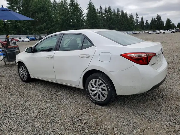5YFBURHE6KP923142 2019 TOYOTA COROLLA - Image 2