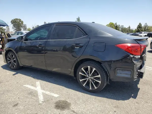 5YFBURHE6KP925375 2019 TOYOTA COROLLA - Image 2